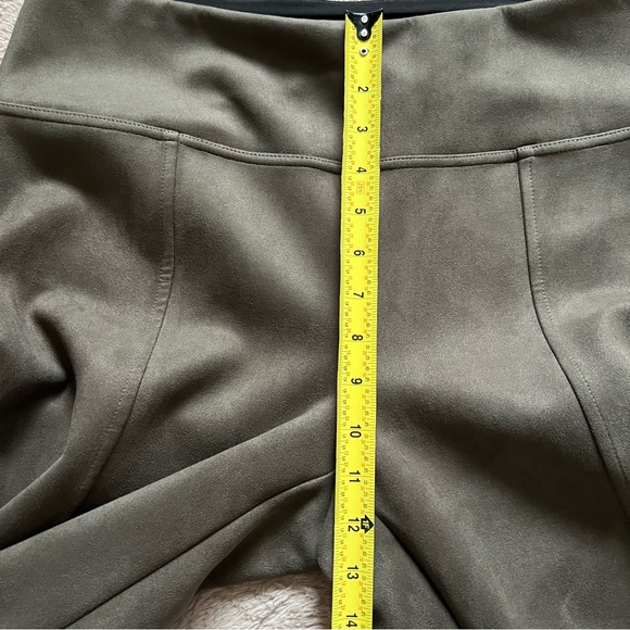Andrew Marc Suede Pants Women’s Size L - Picture 5 of 7